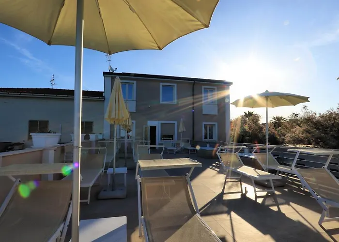 Hotel Cecina Beach